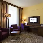 מלון Mercure Resort&spa 4*