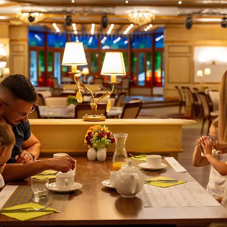 Ξενοδοχείο Mercure Resort&spa 4*